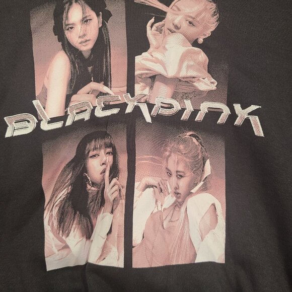 H & M BlackPink graphic Cropped hoodie NWOT Sz M - Picture 2 of 4